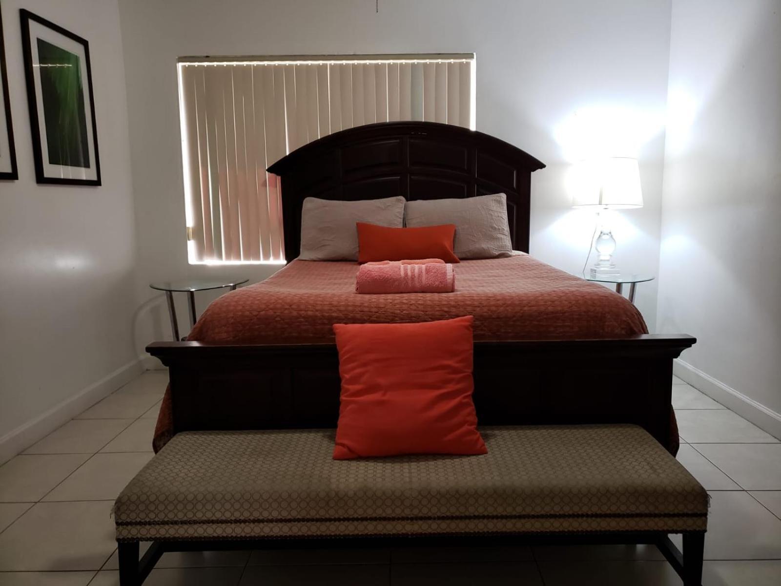 Royal Poinciana Stay Miami Springs Bagian luar foto