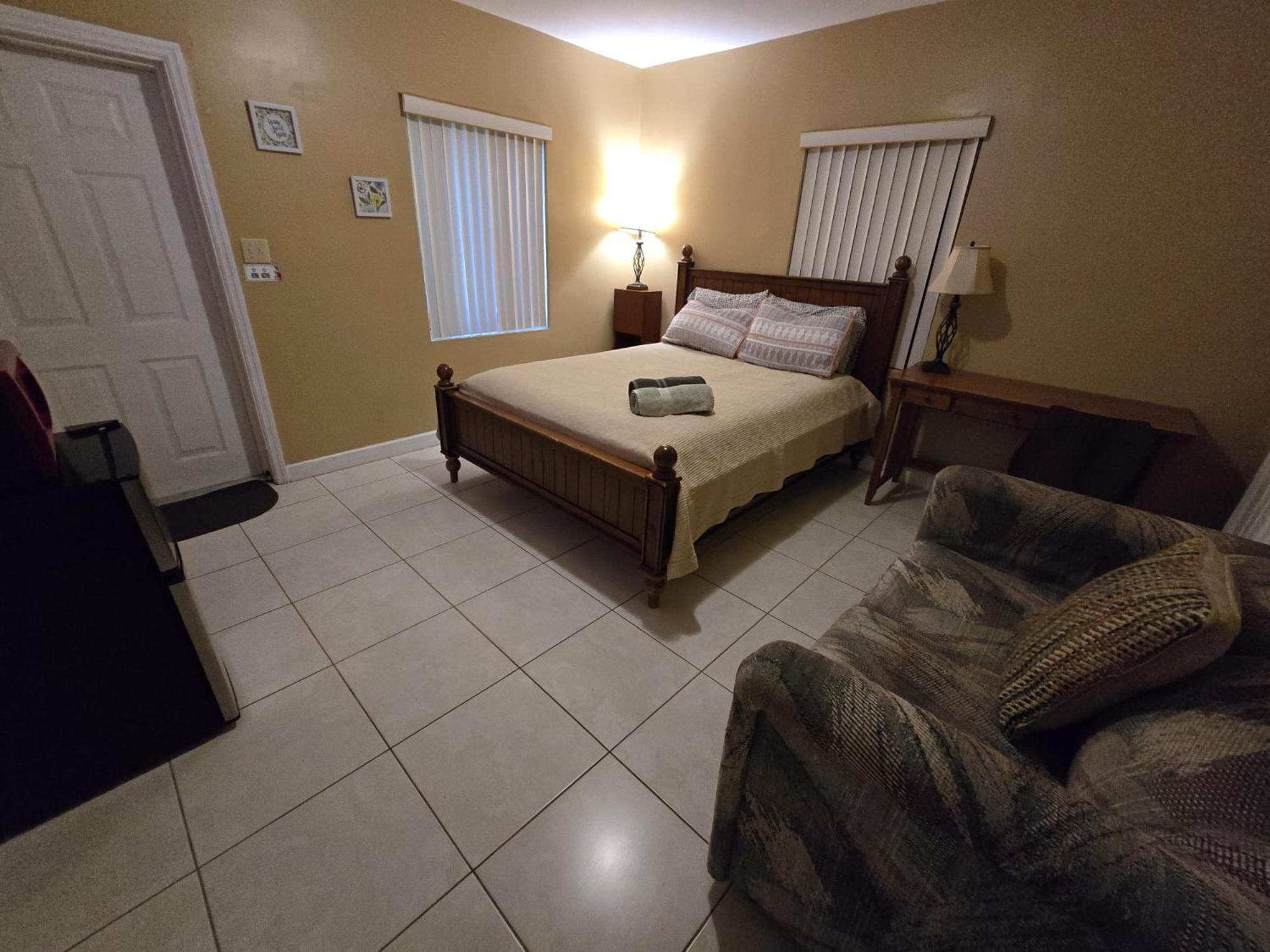 Royal Poinciana Stay Miami Springs Bagian luar foto
